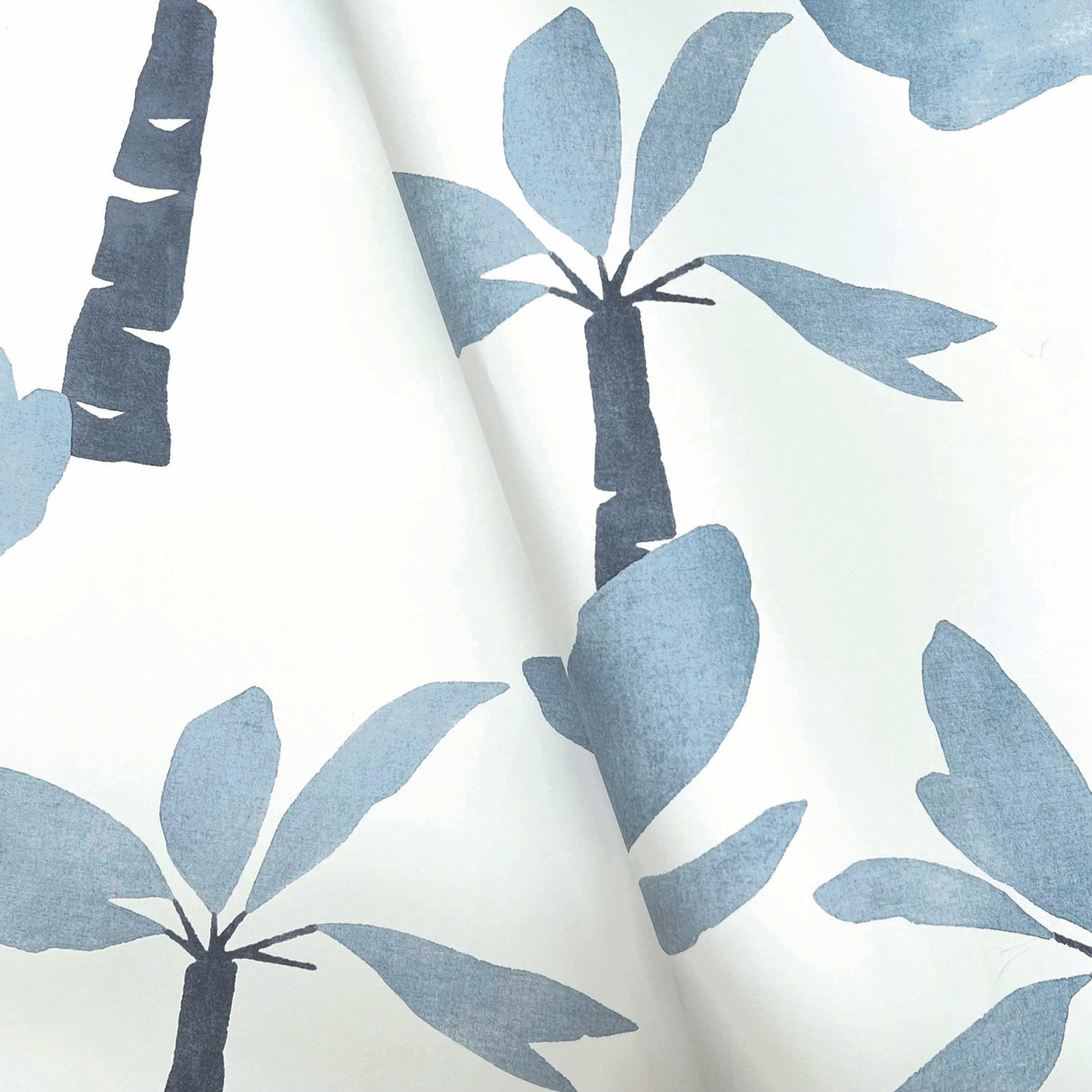 Painted Oasis Ultramarine by York Wallcoverings Tropical Wallpaper – York Wallcoverings ZM2837