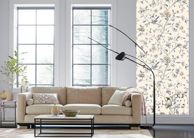 Annabelle Vine Porcelain by Schumacher Greenhouse Collection Wallpaper – Schumacher 5004401
